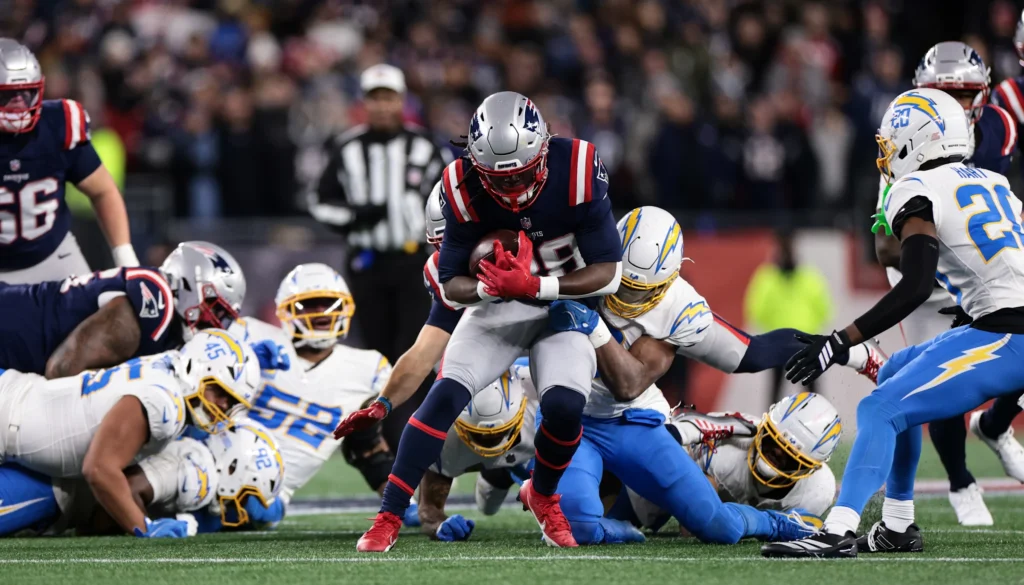 Patriotas vs Cargadores de los angeles